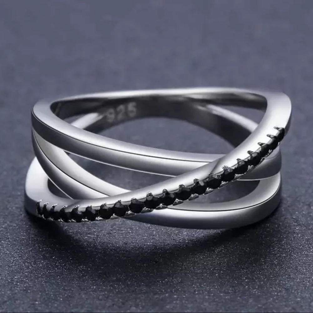 New Women’s 925 Silver Stackable Sapphire Ring - Picture 2 of 4